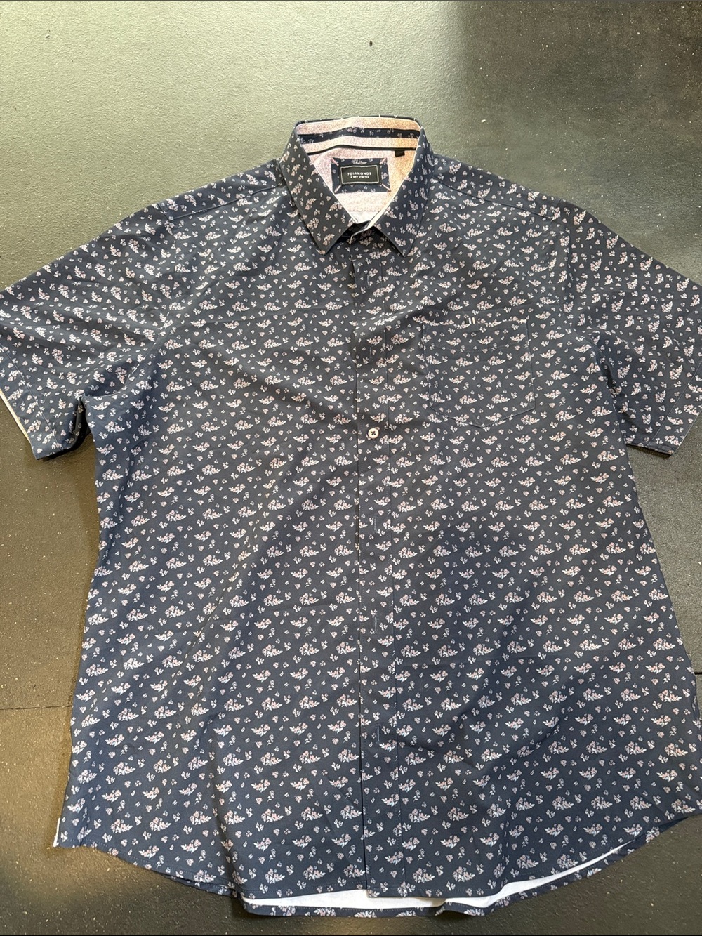 7 Diamonds Navy Short-Sleeve Floral Button-Down Shirt